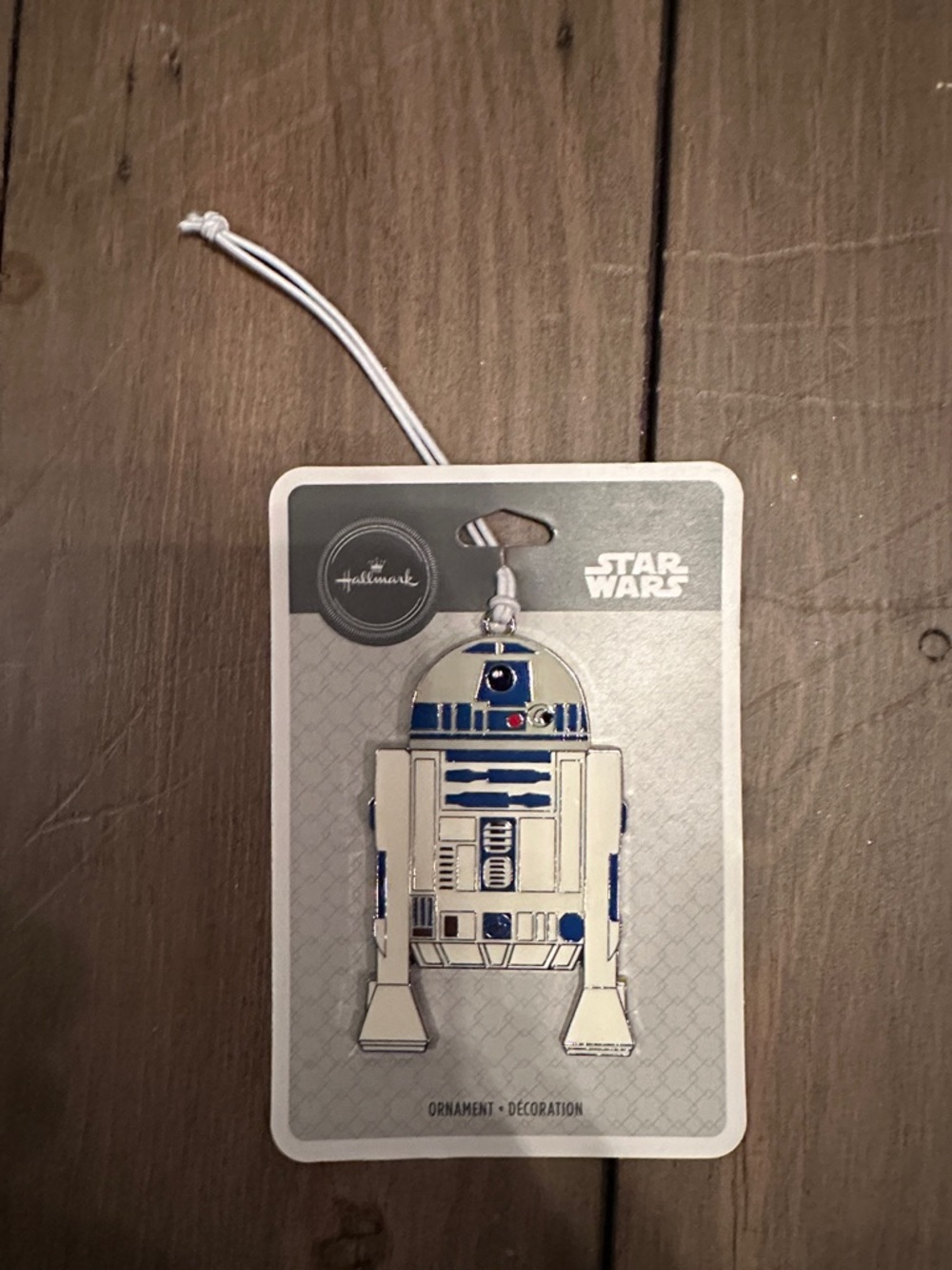 Hallmark Star Wars R2-D2 Silver and Blue Ornament